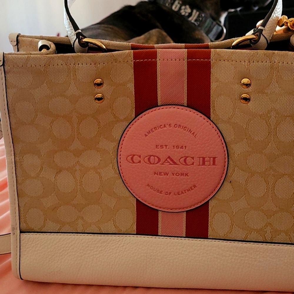 Coach bag tan and pink almost new